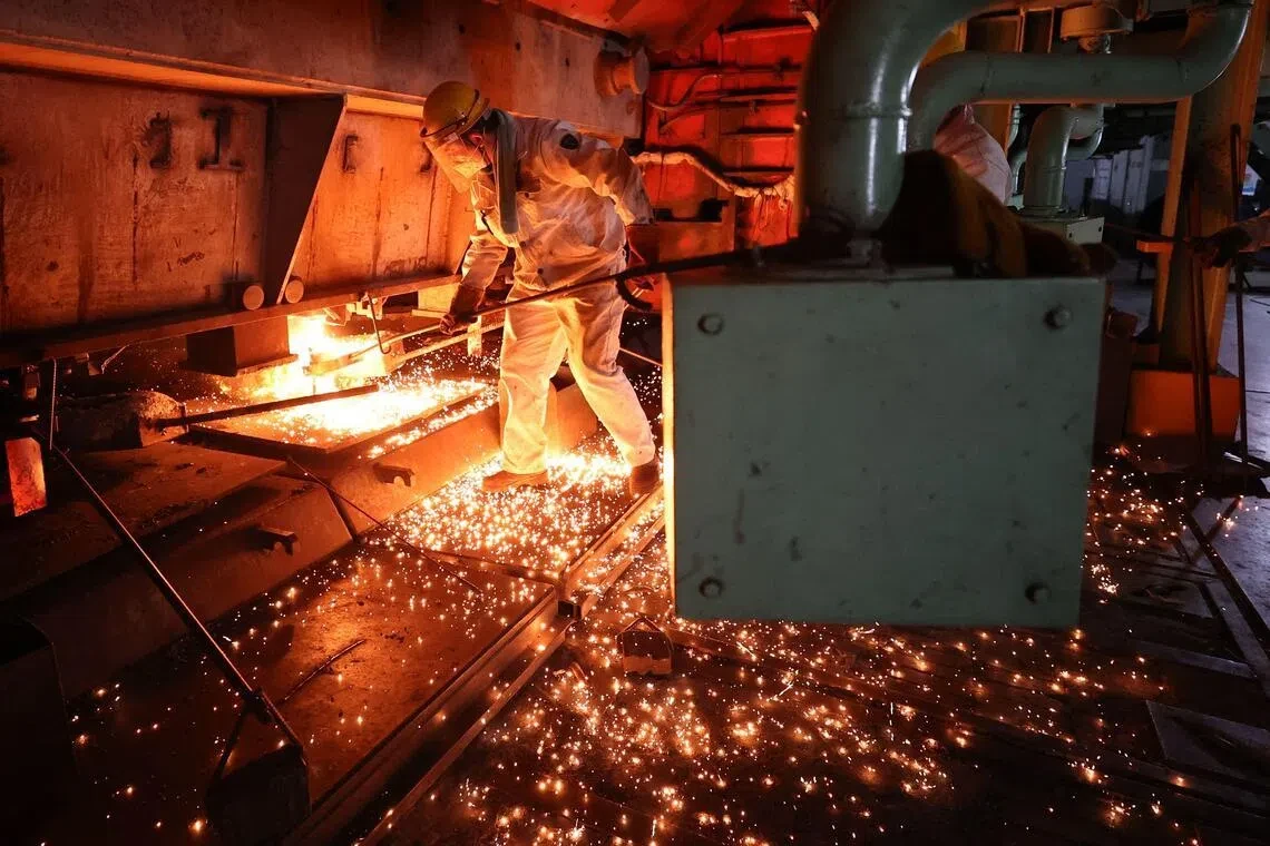 Nghị viện EU thông qua mức thuế cao hơn đối với thép nhập khẩu.