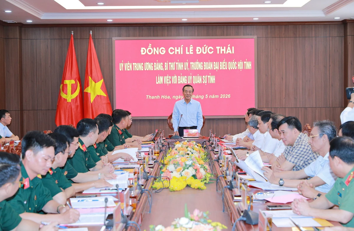 Bí thư Tỉnh ủy Lê Đức Thái: Lực lượng vũ trang tỉnh chủ động nắm chắc tình hình từ sớm, từ xa, giữ vững ổn định địa bàn