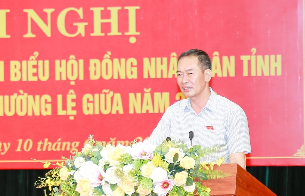 Phó Bí thư Tỉnh ủy Trịnh Tuấn Sinh tiếp xúc cử tri phường Sầm Sơn và Nam Sầm Sơn
