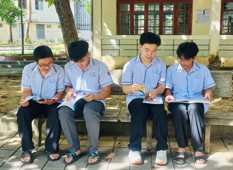 Nguyễn Bảo Khánh - Chủ nhân chiếc Huy chương Đồng APMO 2026