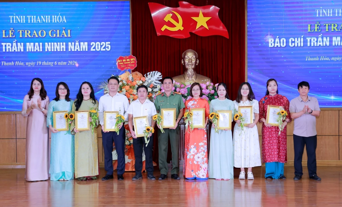 Tỉnh Thanh Hóa trao Giải Báo chí Trần Mai Ninh năm 2025
