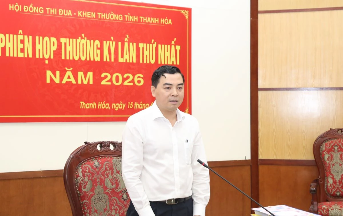 Xét chọn các tập thể, cá nhân có thành tích xuất sắc đề nghị khen thưởng