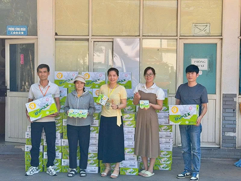 Chăm lo sức khỏe người lao động trong mùa nắng nóng