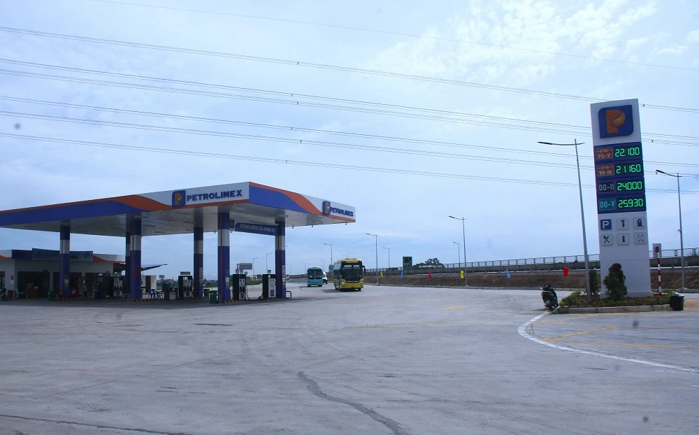 Đưa vào hoạt động trạm dừng nghỉ cao cấp đầu tiên trên cao tốc đoạn qua Thanh Hóa