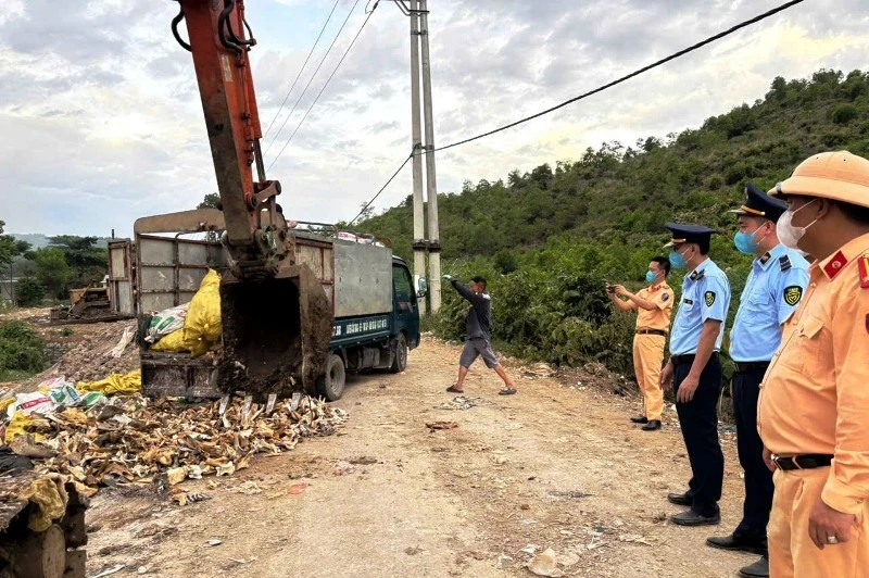 Xử lý gần 500 vụ gian lận thương mại, hàng giả