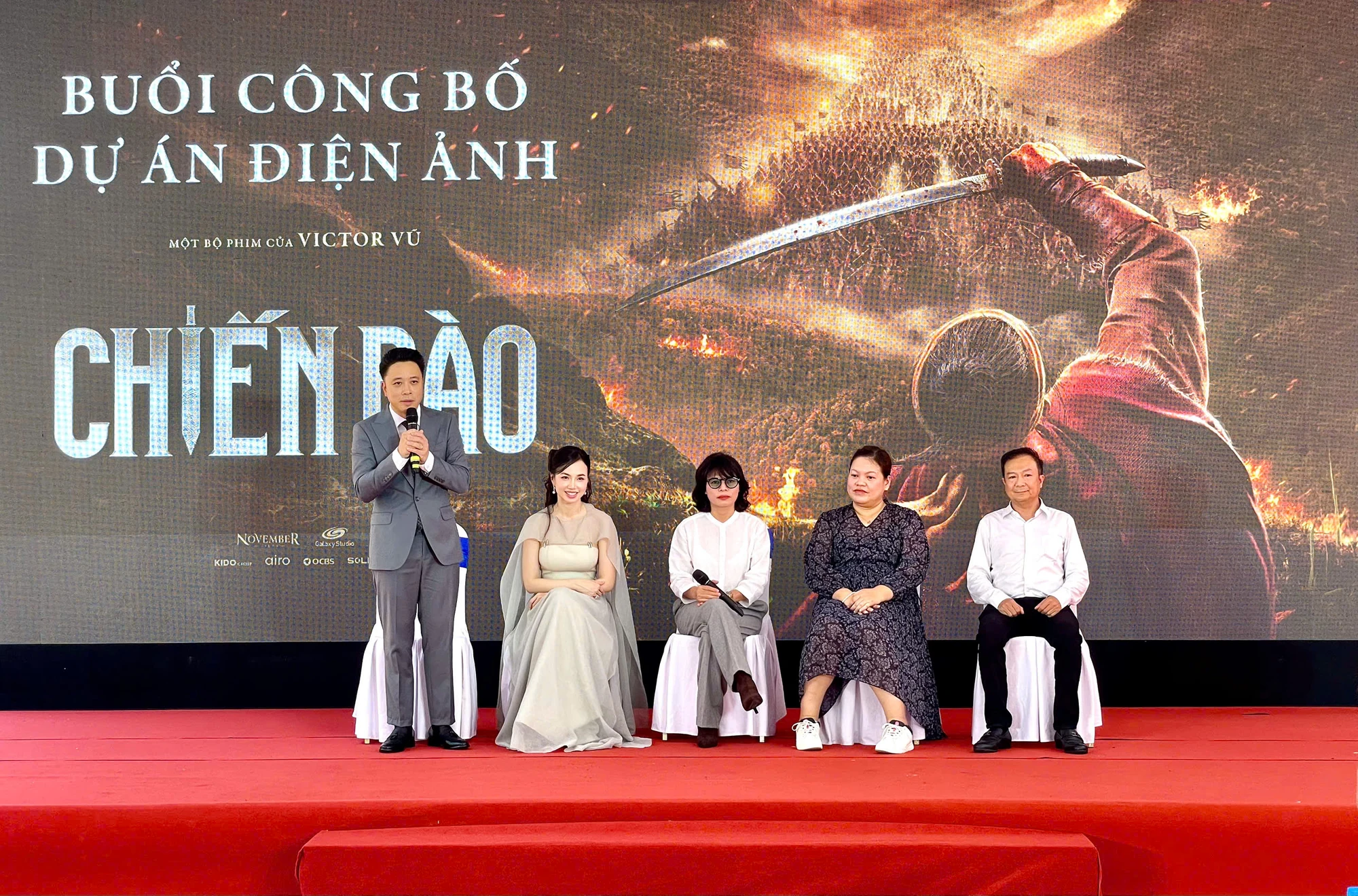 Công bố dự án phim “Chiến bào” tại Khu di tích quốc gia đặc biệt Lam Kinh