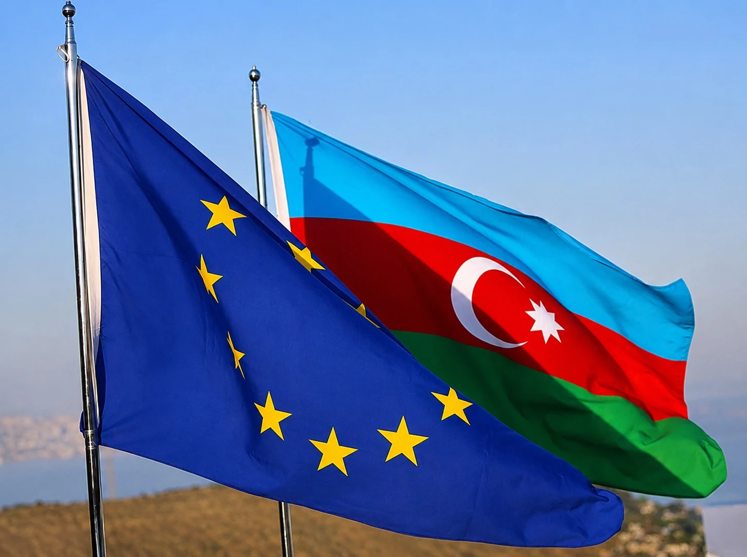 EU cam kết gói hỗ trợ 200 triệu euro Azerbaijan