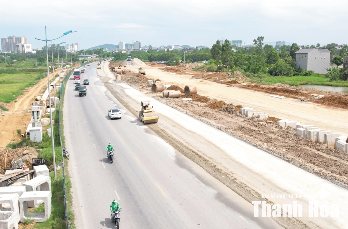 Đầu tư công: Gỡ vướng để bứt tốc (Bài 1) - Giải ngân chậm, dồn áp lực cuối năm