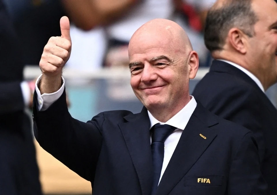 Đội tuyển Việt Nam tích cực chuẩn bị cho trận giao hữu cuối tại Hàn Quốc; FIFA cân nhắc mở rộng World Cup lên 64 đội