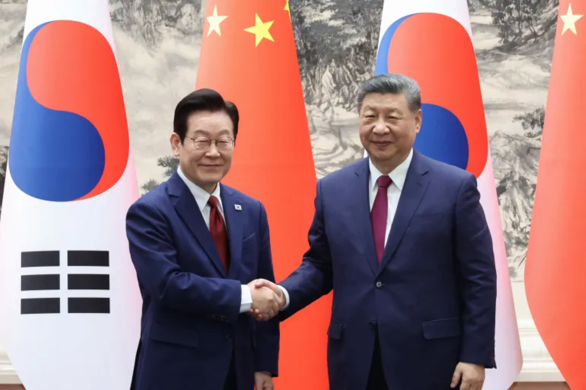 Sau nhiều trì hoãn, Hàn Quốc và Trung Quốc xúc tiến chuẩn bị cho chuyến thăm của Ngoại trưởng Vương Nghị vào tháng 8