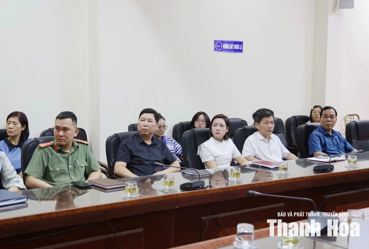 Đưa tỷ số giới tính khi sinh đạt mức cân bằng tự nhiên