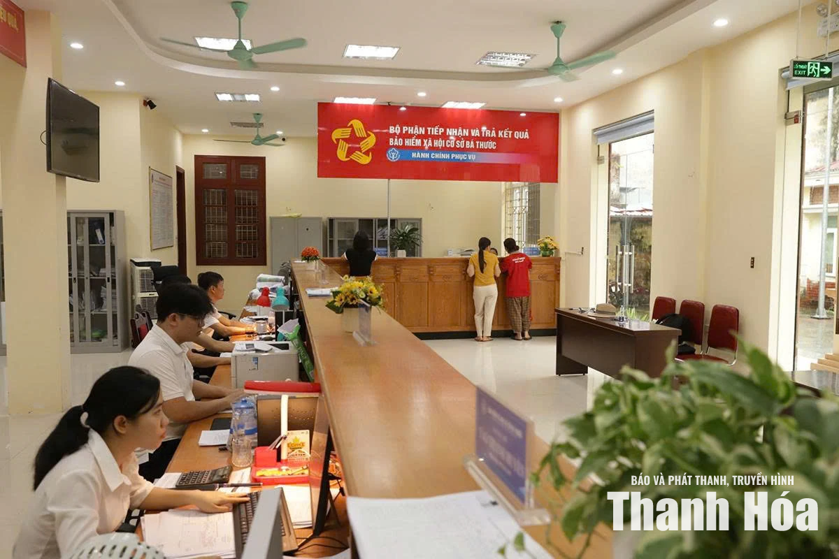 Công sở không khói thuốc: Thêm một bước nâng cao chất lượng phục vụ người dân