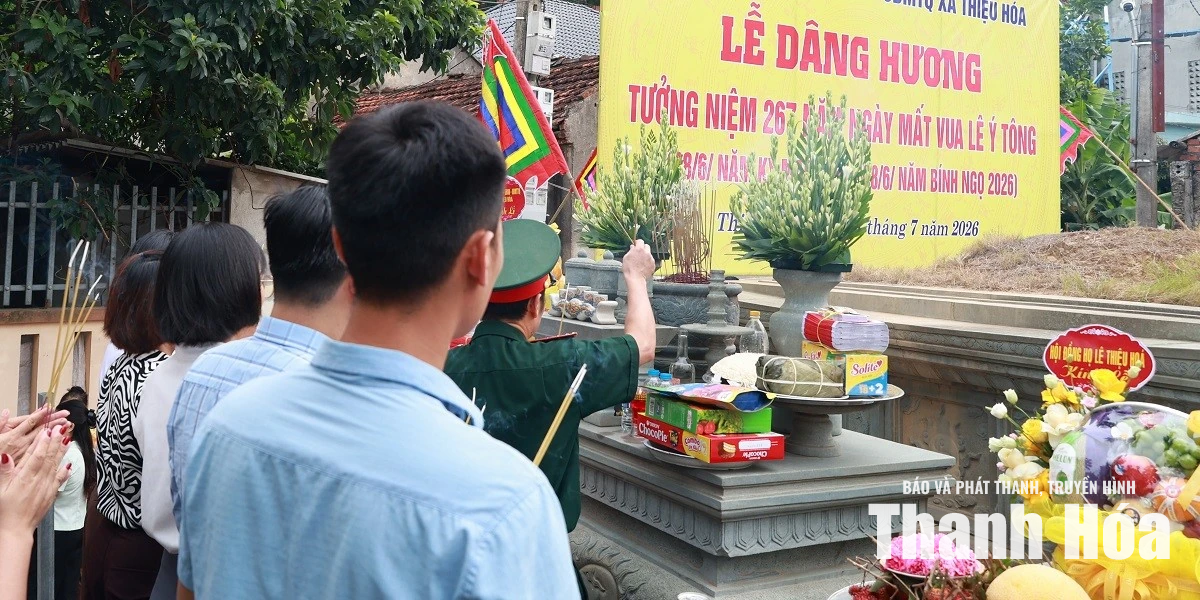 Xã Thiệu Hóa dâng hương tưởng niệm 267 năm ngày mất Hoàng đế Lê Ý Tông