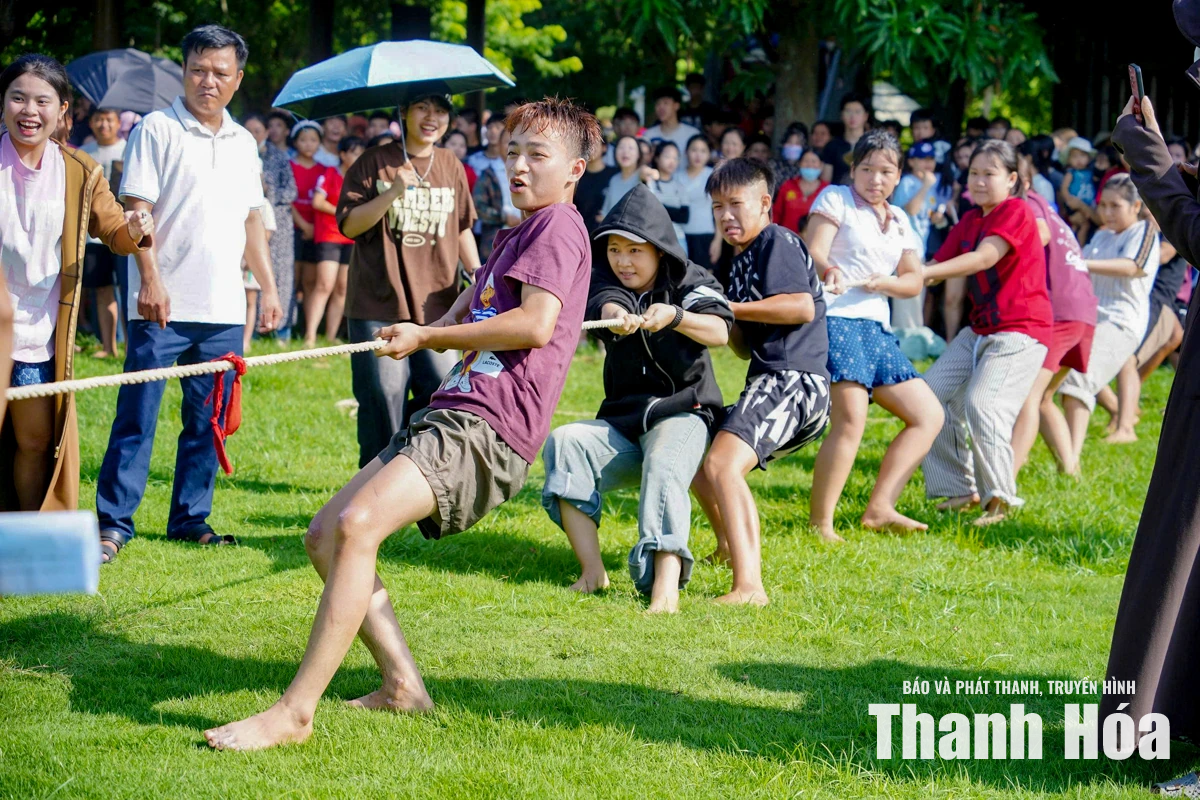 Lễ hội Du lịch Làng Yên Trung: Giữ hồn quê bằng những trò chơi dân gian