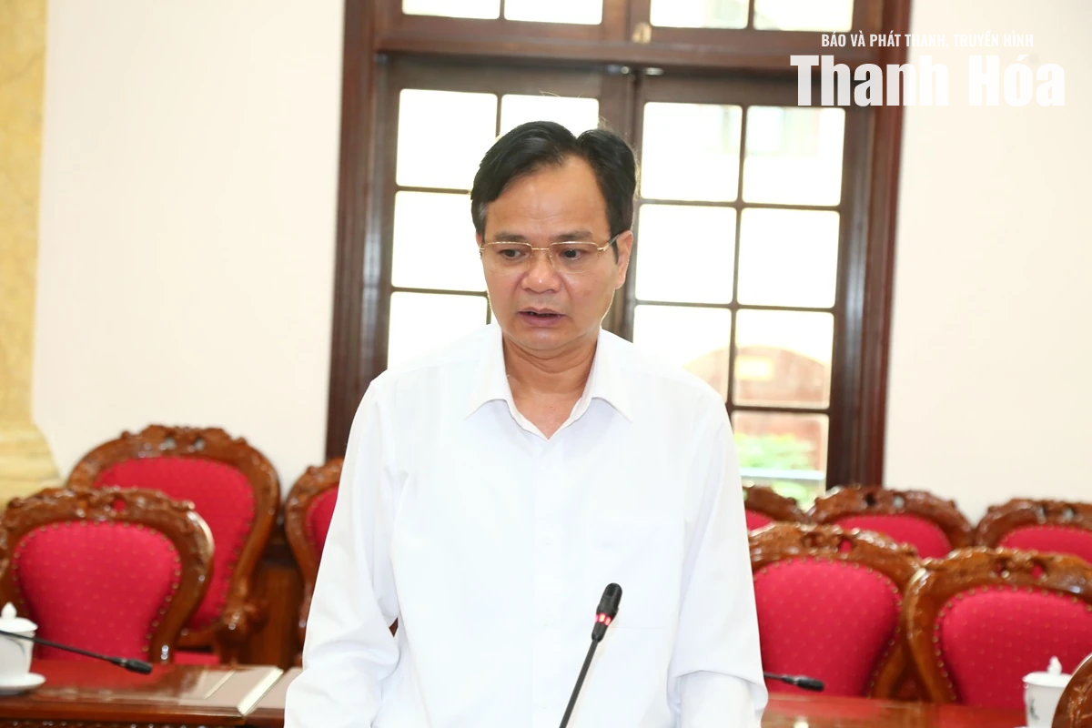 Tập trung nguồn nhân lực phục vụ nhiệm vụ phát triển khoa học, công nghệ, đổi mới sáng tạo và chuyển đổi số trong hệ thống cơ quan Đảng các cấp
