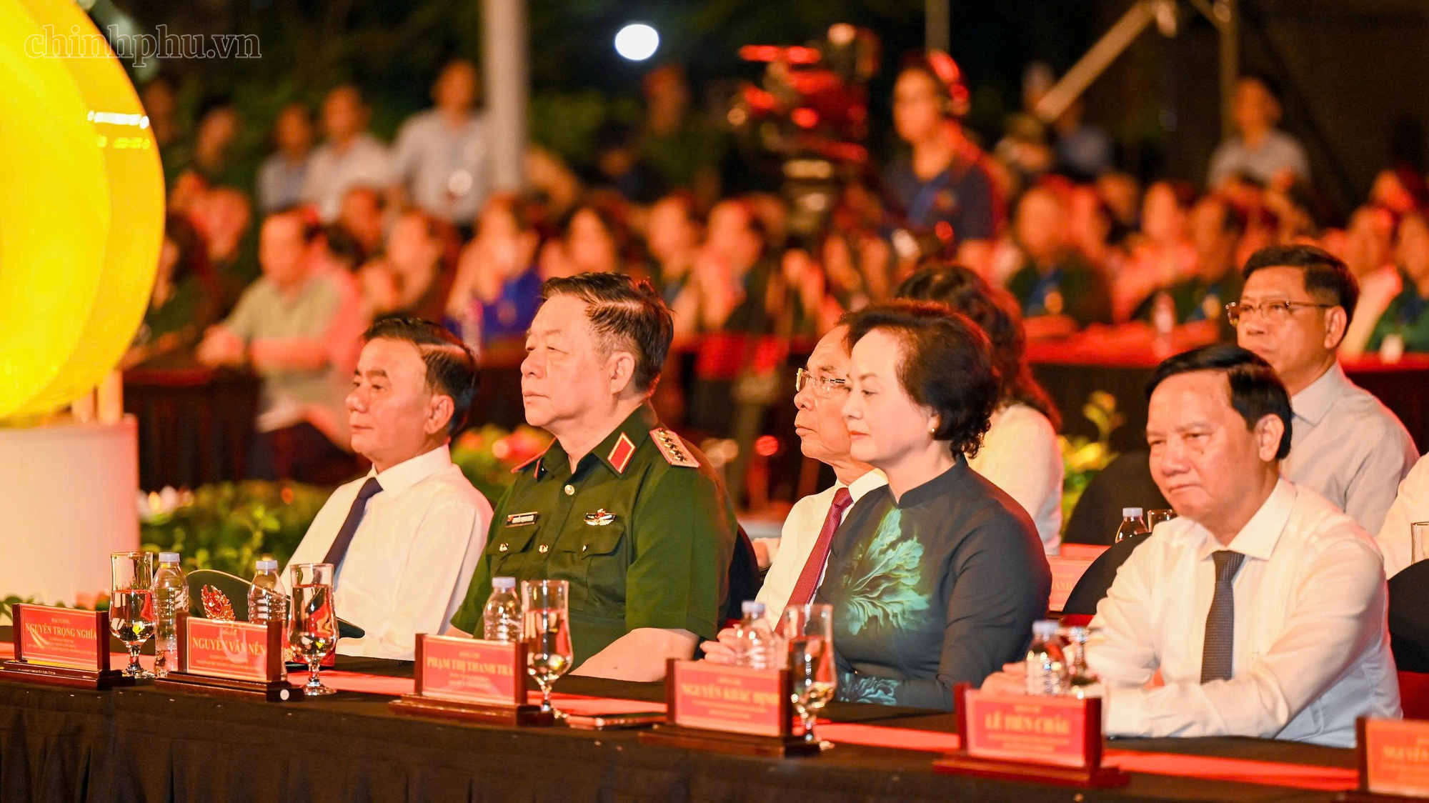 Cầu truyền hình “Sao sáng dẫn đường”: Tôn vinh và tri ân sự hy sinh cao cả của các Anh hùng liệt sĩ