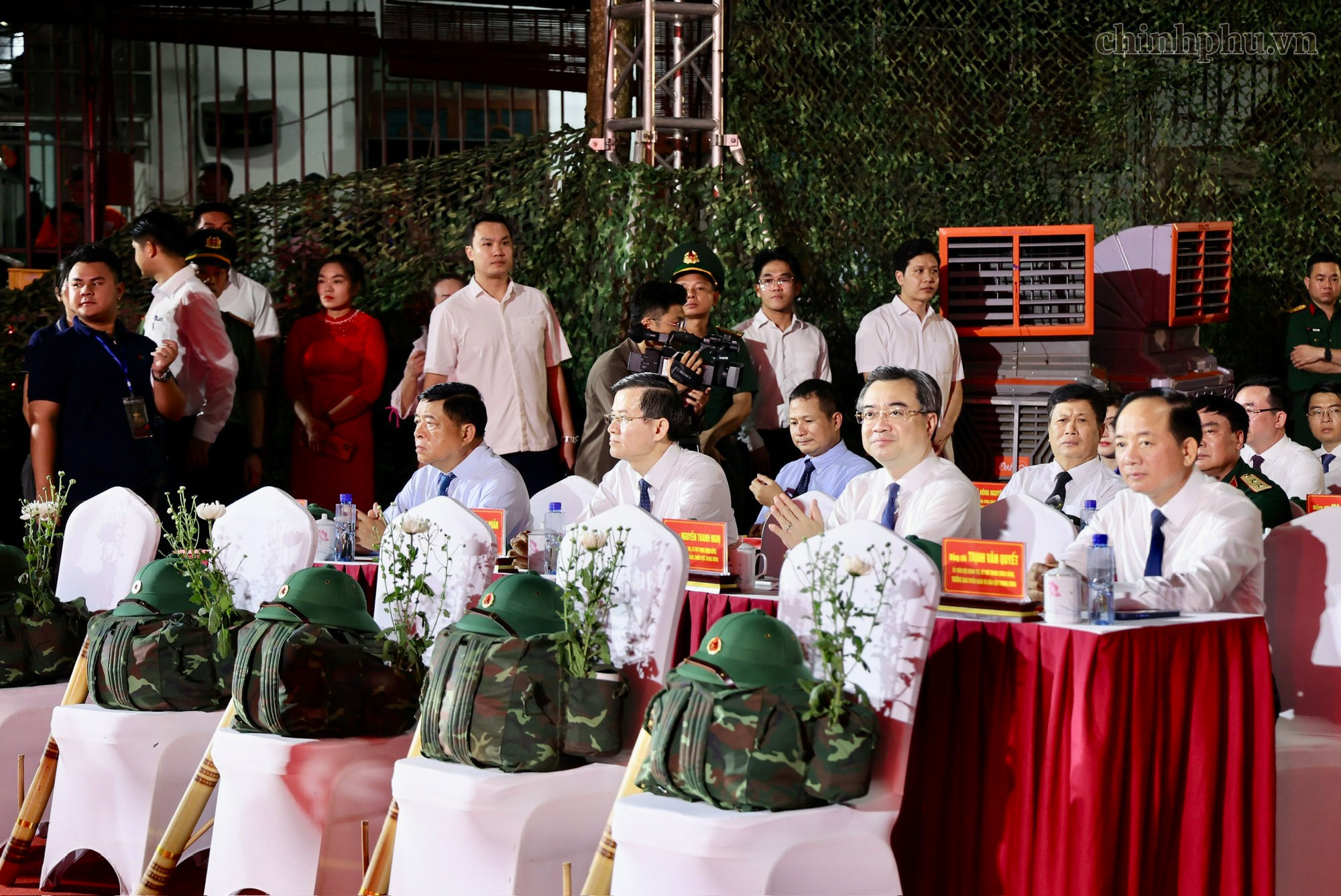 Cầu truyền hình “Sao sáng dẫn đường”: Tôn vinh và tri ân sự hy sinh cao cả của các Anh hùng liệt sĩ