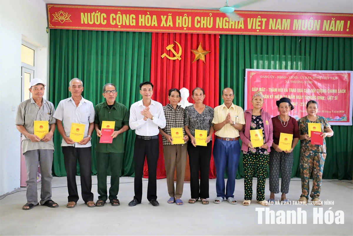 Thượng Ninh trao hơn 420 suất quà tri ân người có công