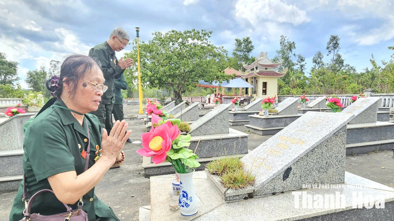 Tháng bảy trên đất lửa anh hùng
