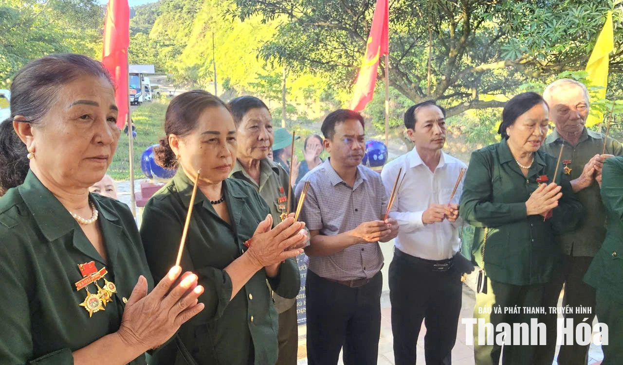 Tháng bảy trên đất lửa anh hùng
