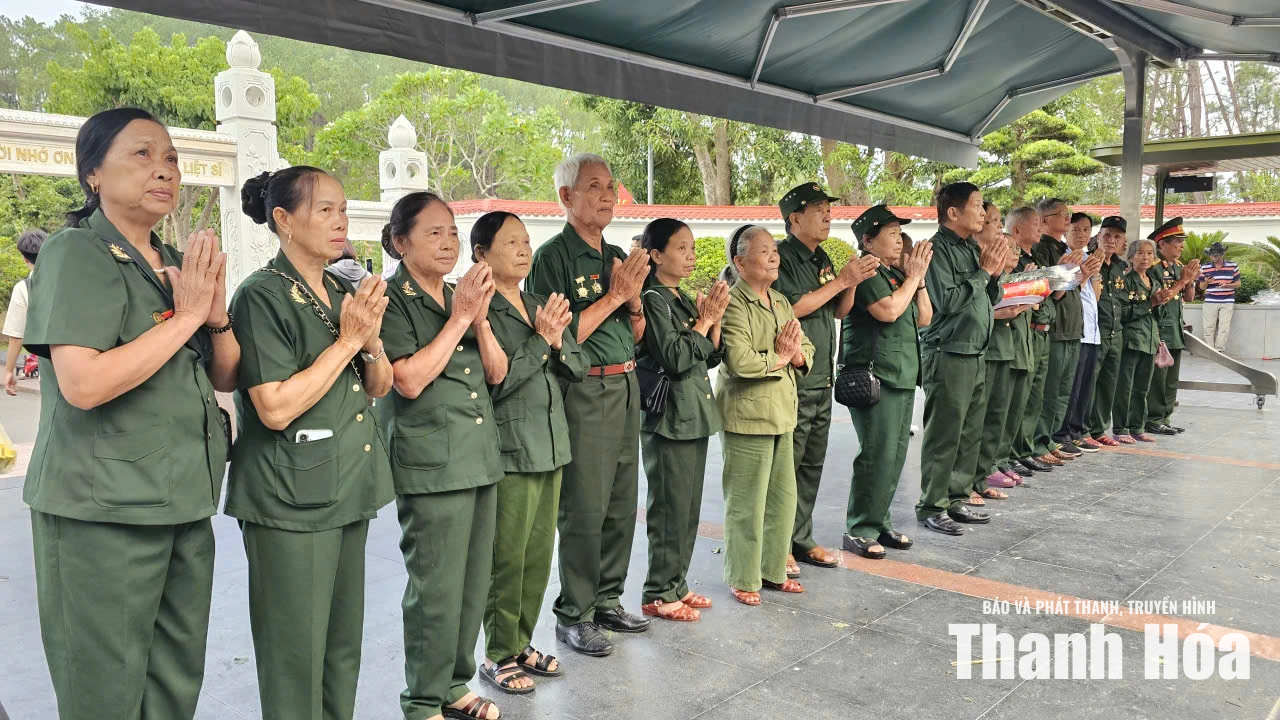 Tháng bảy trên đất lửa anh hùng