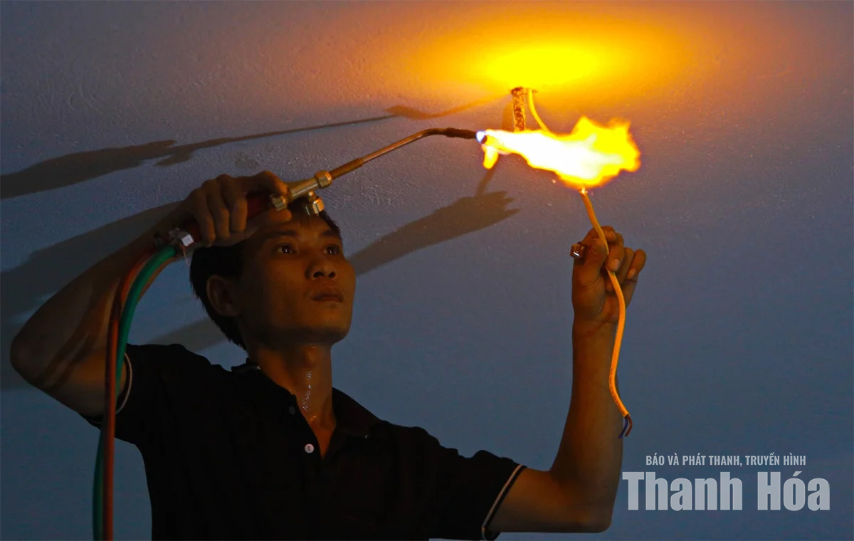 Đêm trắng Yên Khương