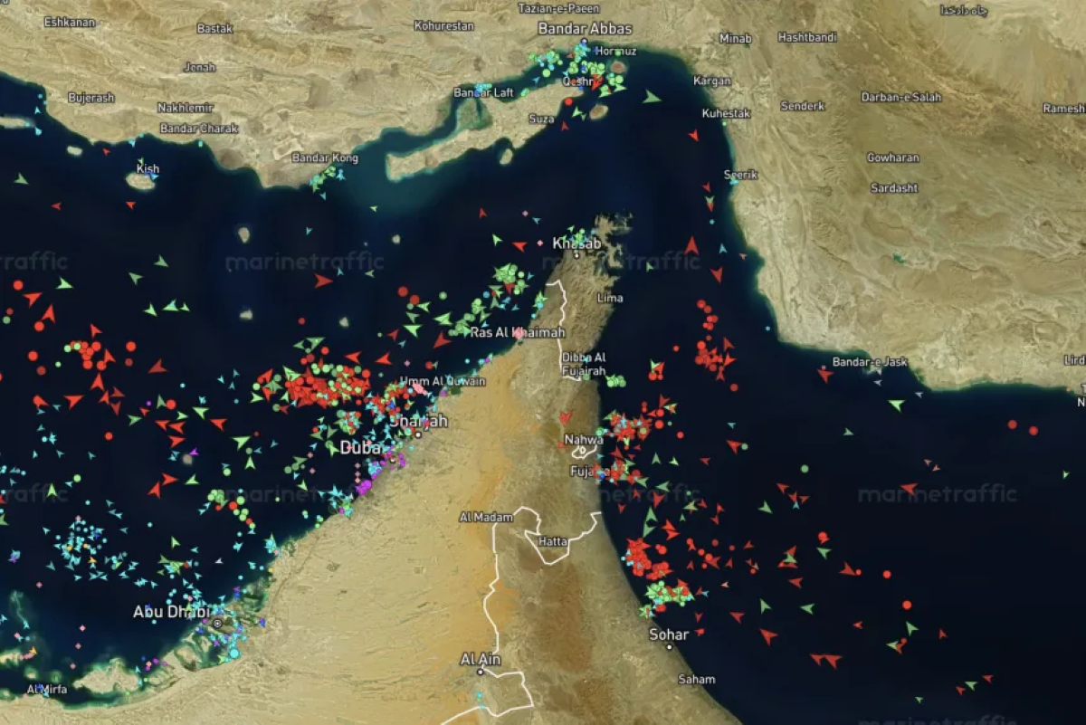 Gián đoạn tại eo biển Hormuz đe dọa nguồn cung dầu toàn cầu