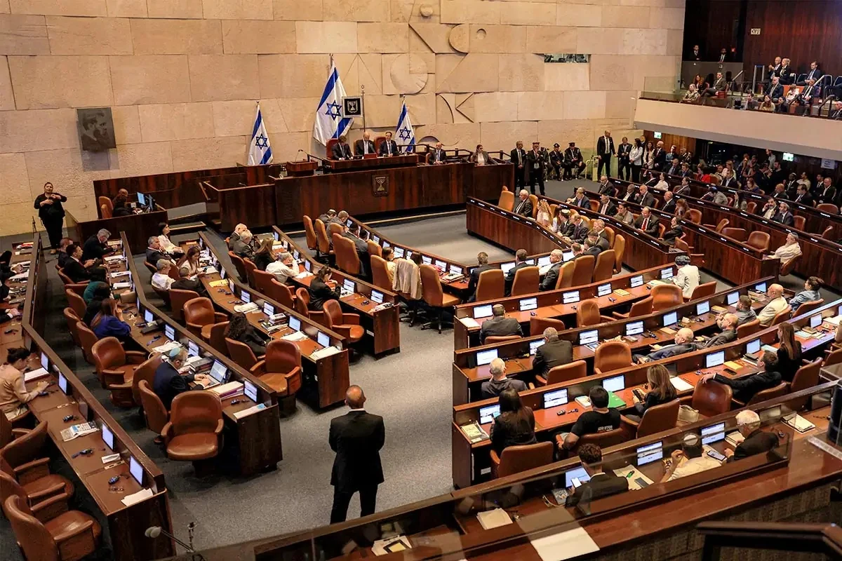 Israel tăng ngân sách quốc phòng để khẩn cấp mua sắm vũ khí