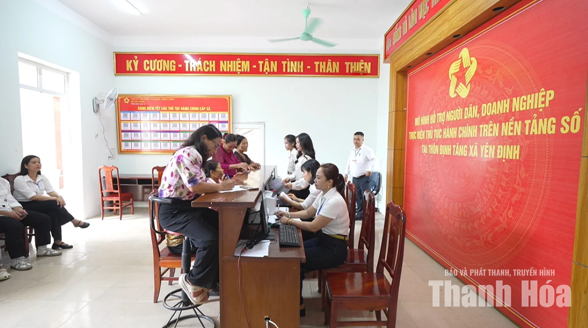 Thu hẹp khoảng cách trong tiếp cận dịch vụ công