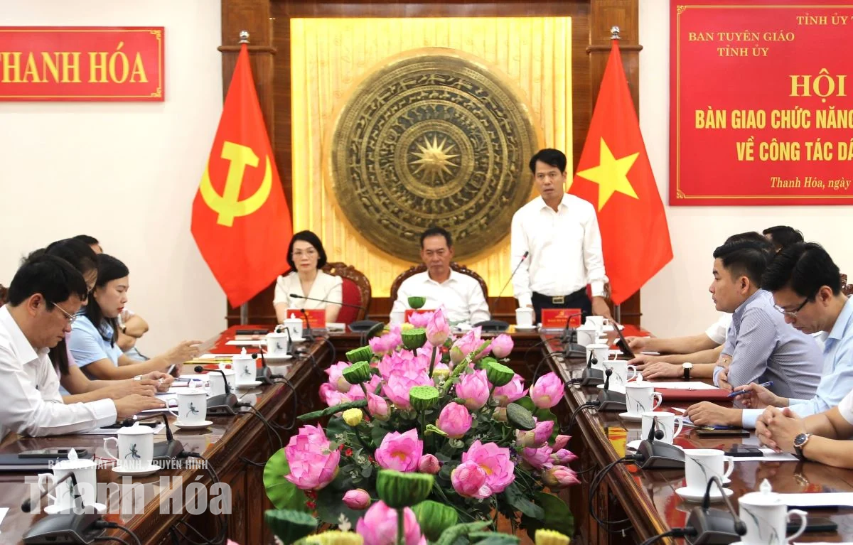 Bàn giao chức năng, nhiệm vụ tham mưu về công tác dân vận