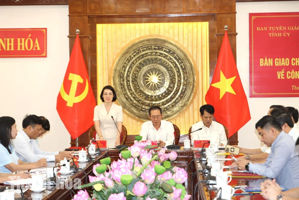 Bàn giao chức năng, nhiệm vụ tham mưu về công tác dân vận