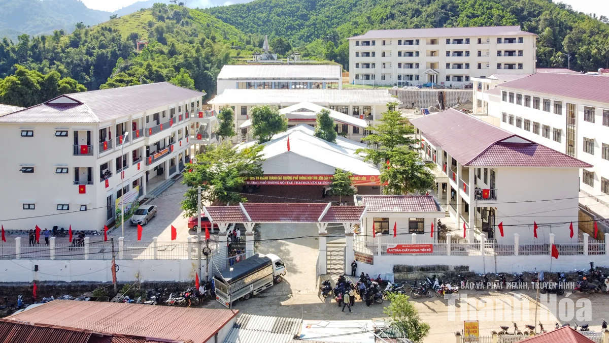 Trước ngày khai giảng đáng nhớ ở ngôi trường mới nơi vùng biên xứ Thanh