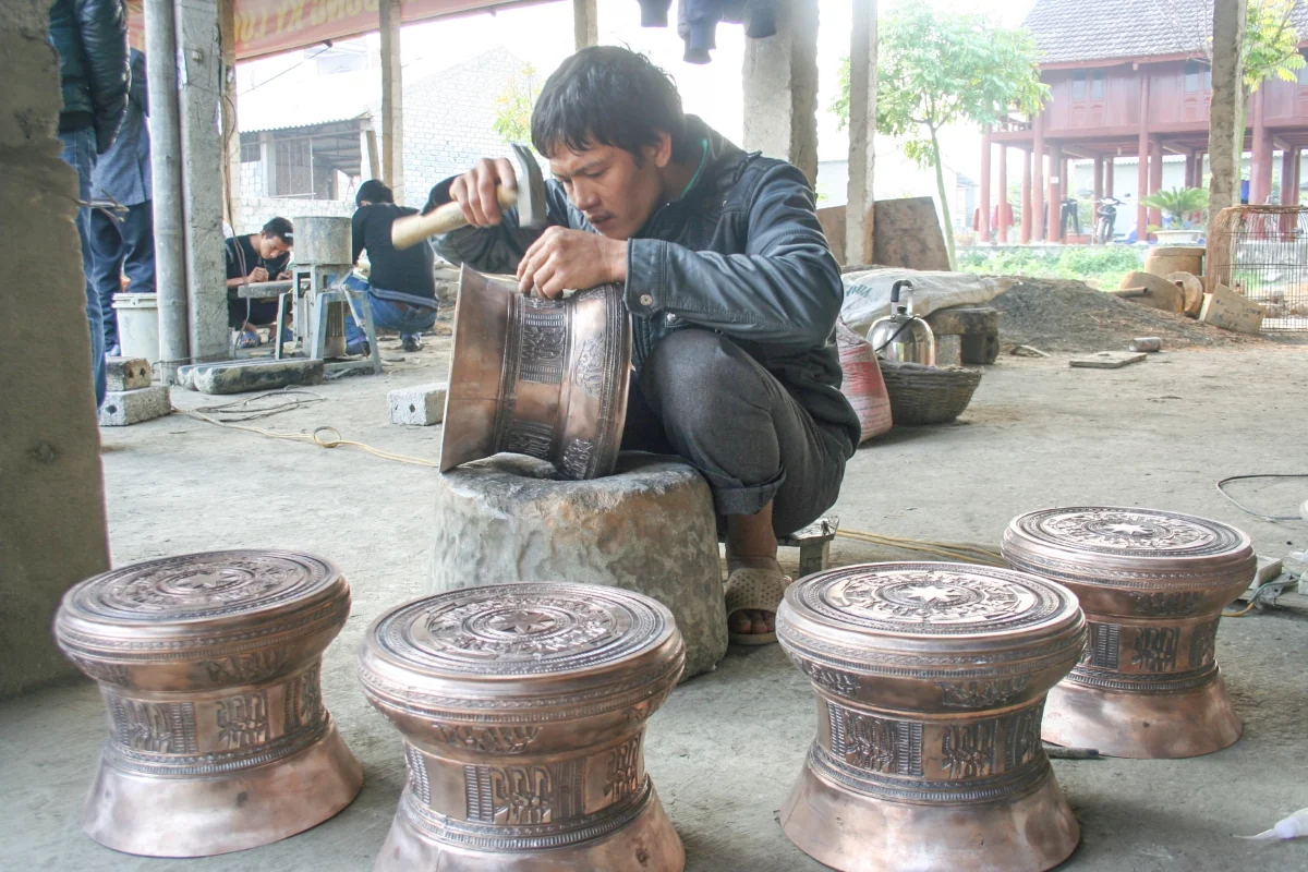 Bắc nhịp cầu văn hóa để trống đồng từ làng nghề đi ra thế giới