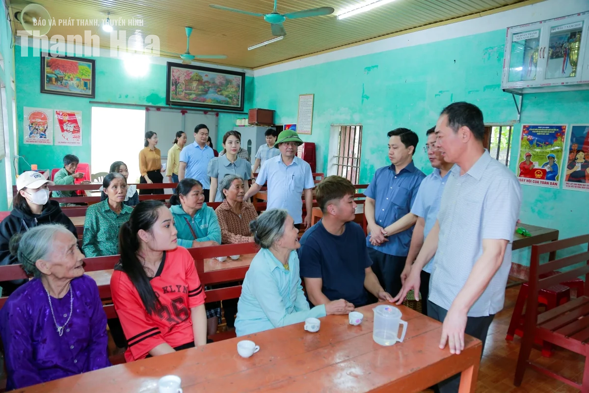 Phó Bí thư Tỉnh ủy Trịnh Tuấn Sinh kiểm tra công tác ứng phó mưa lũ tại một số địa phương