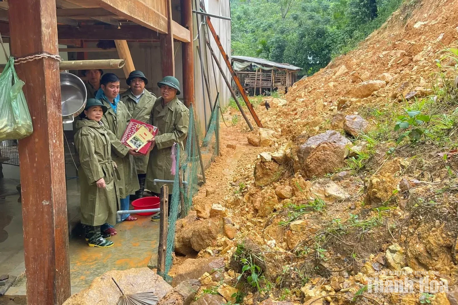 Tập trung khắc phục hậu quả mưa lũ, bảo đảm an toàn cho Nhân dân