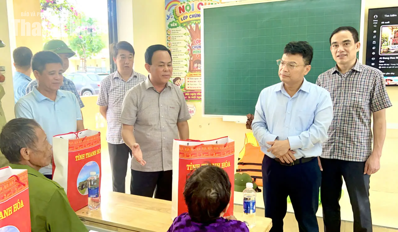 Trưởng Ban Quản lý KKT Nghi Sơn và các KCN kiểm tra công tác ứng phó với mưa lũ