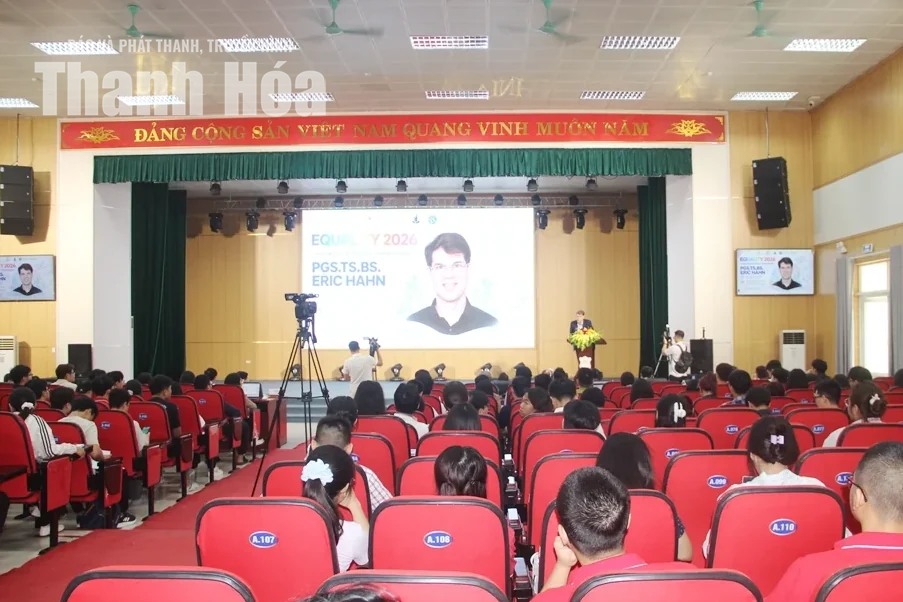 Tăng cường chăm sóc sức khỏe cho cộng đồng LGBTQI+