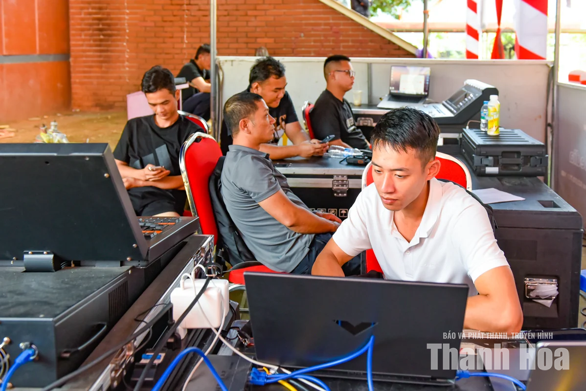 Sẵn sàng cho đêm hội trăng rằm nơi biên cương Mường Lát