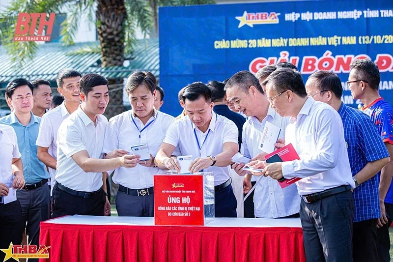 Khen thưởng các tập thể, cá nhân trong hoạt động an sinh xã hội hướng về quê hương Thanh Hóa