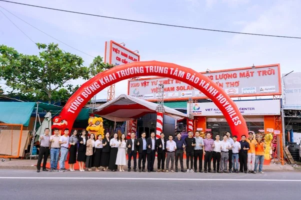 Việt Nam Solar được lựa chọn là tổng thầu 10 showroom Toyota với tổng công suất 1.803 kWp