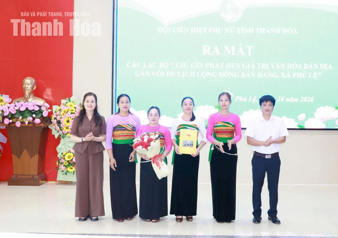 Ra mắt 3 CLB phụ nữ phát triển du lịch sinh thái cộng đồng