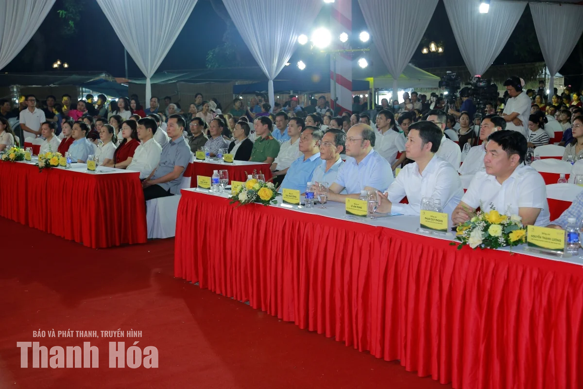 “Đậm bản sắc - Bừng tinh hoa” - Kết nối giá trị văn hóa ẩm thực và phát triển du lịch