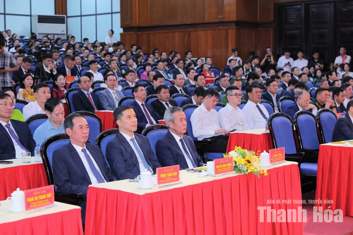 Tôn vinh đóng góp, tiếp sức khát vọng doanh nhân