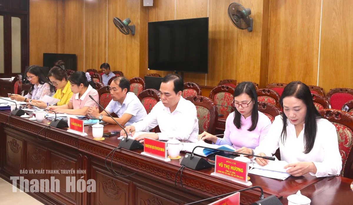 Cho ý kiến vào dự thảo Đề án tuyên truyền xóa bỏ hủ tục trong tang lễ của đồng bào Mông