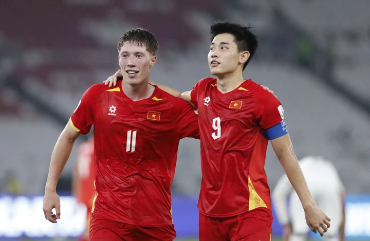 Lịch thi đấu của đội tuyển Việt Nam tháng 11/2026; Man Utd ngã ngựa, Barca và Arsenal đại thắng