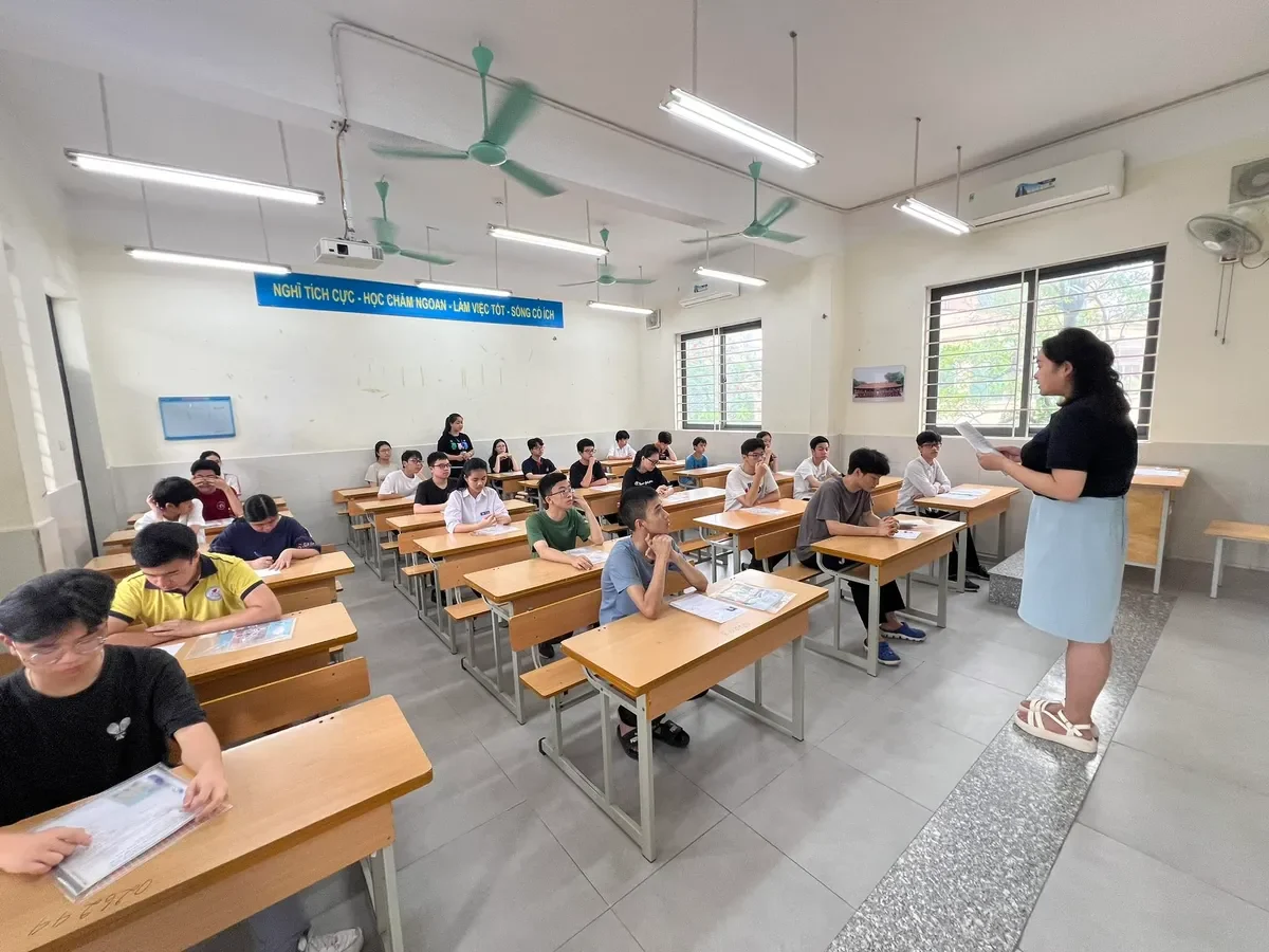 CHÍNH THỨC: Học bạ số và kiểm tra trên máy tính được đưa vào quy định đánh giá học sinh