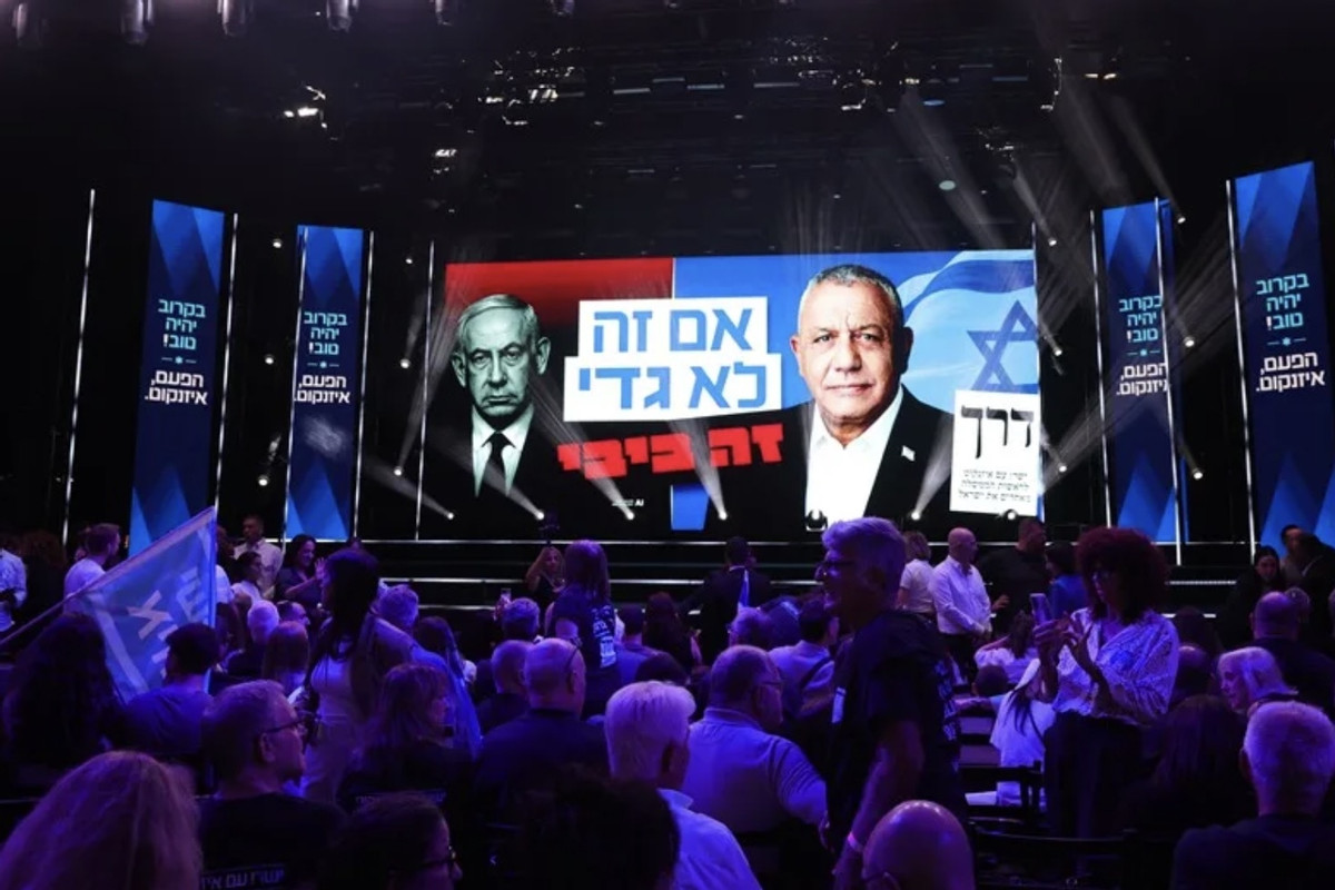Bầu cử Israel: Hai khối chính ngang ghế, đối lập tuyên bố chấm dứt kỷ nguyên Netanyahu