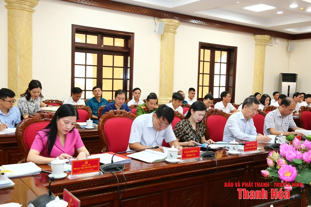 Phó Bí thư Thường trực Tỉnh ủy Lại Thế Nguyên chủ trì hội nghị cho ý kiến về công tác chuẩn bị Đại hội Đảng bộ 11 xã
