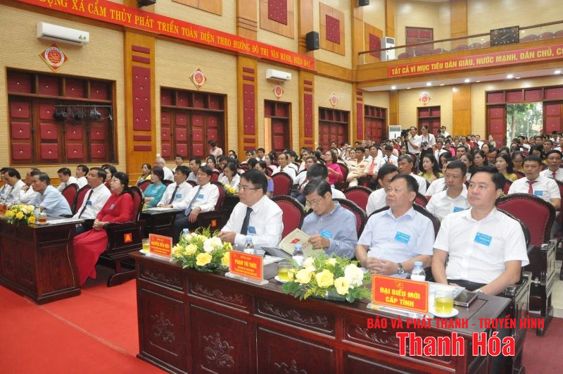 Xây dựng xã Cẩm Thủy phát triển toàn diện theo hướng đô thị, văn minh, hiện đại