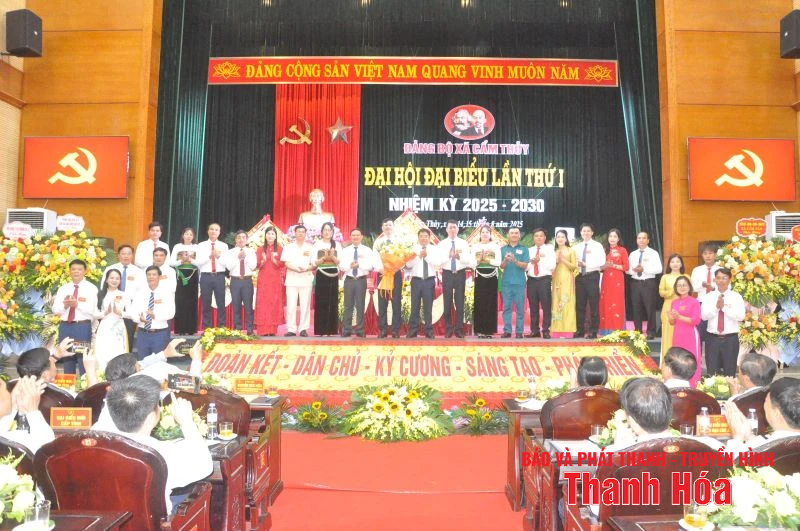 Xây dựng xã Cẩm Thủy phát triển toàn diện theo hướng đô thị, văn minh, hiện đại